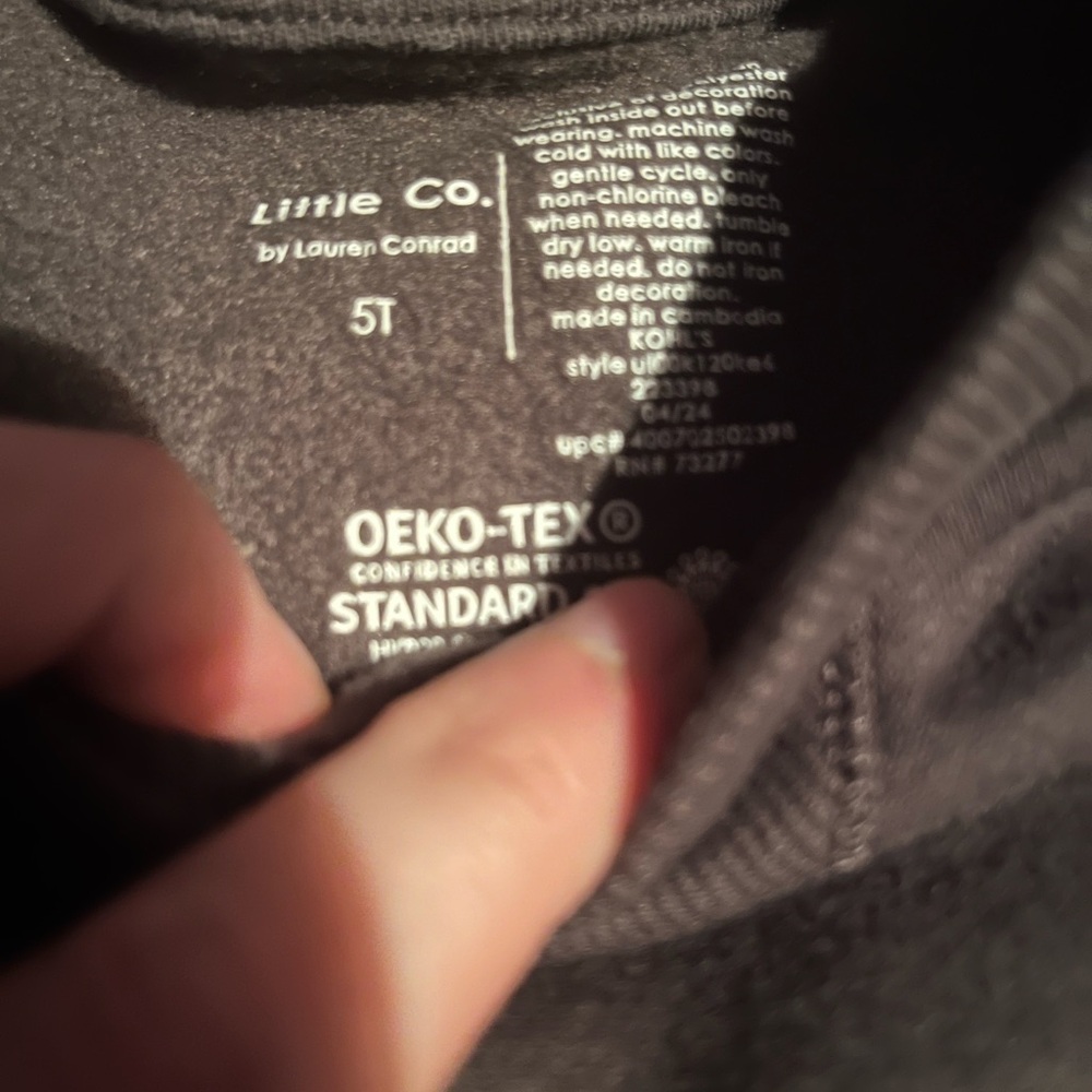Little Co by Lauren Conrad Size 5t Black Sweatshirt with Floral Crochet Patch - Picture 3 of 4
